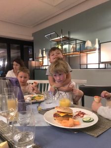 Семейной тусовкой в Опье с Club Med