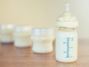 Сцеживание: хорошо или плохо?
