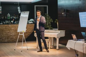 Как прошел образовательный семинар "Современная пластическая хирургия" с Евгением Донцом