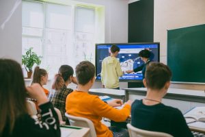 Интерактивная панель EdPro: как это работает?