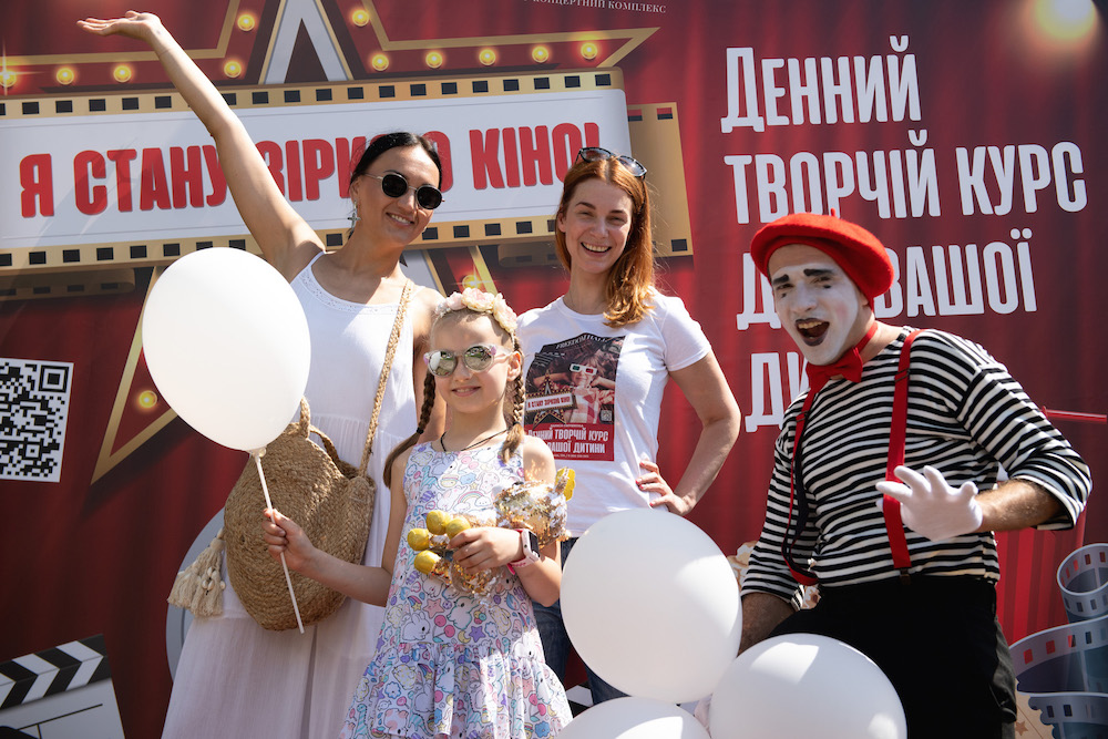 Развиваем актерские таланты: летние творческие курсы «Я стану звездой КИНО»