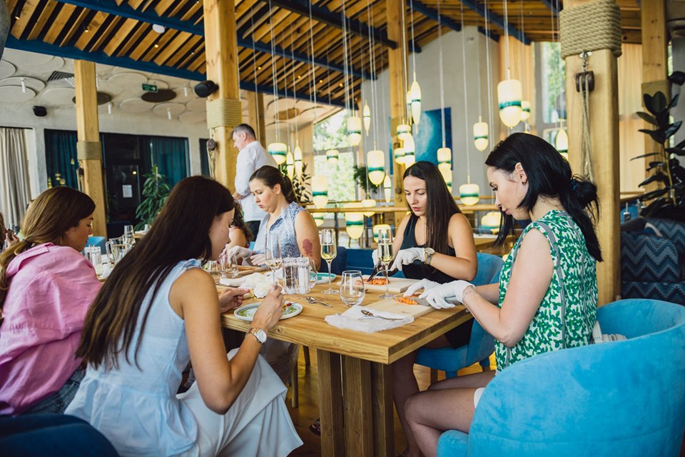 Как прошел Mama Cooking Day в ресторане "Причал"?