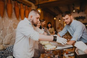 Греция у нас на кухне, или Как прошел Mama Cooking Day в Taverna?