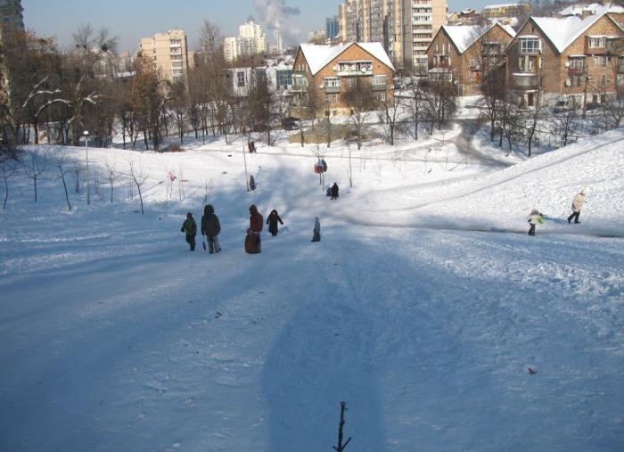 Где в Киеве покататься на санках